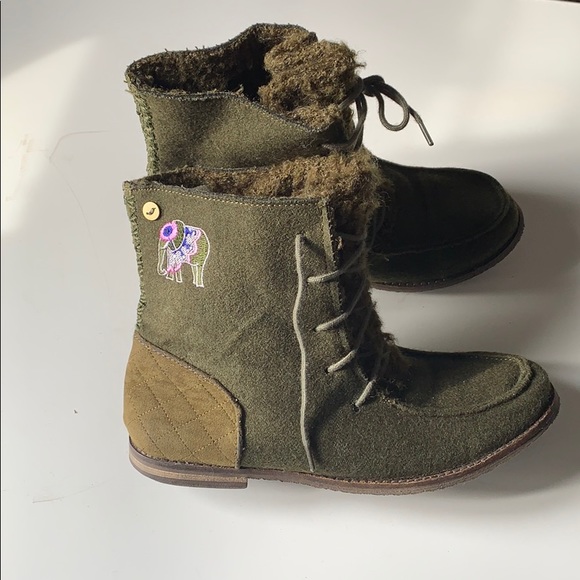 sakroots boots